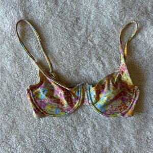 Stone cold fox conch underwire bikini top xs